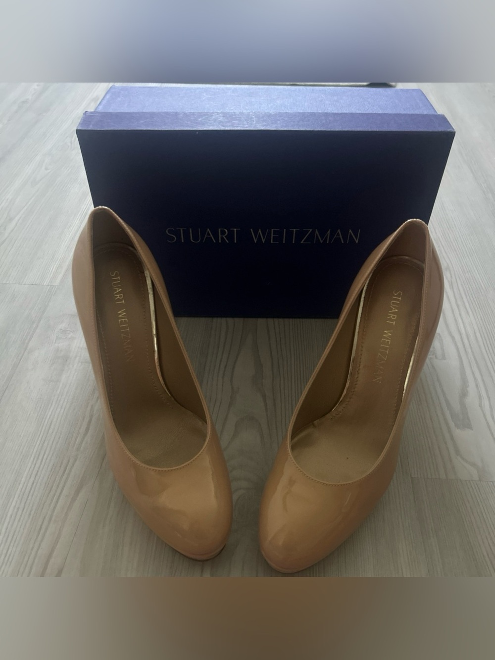 Stuart Weitzman Patent Leather Beige Nude Pumps